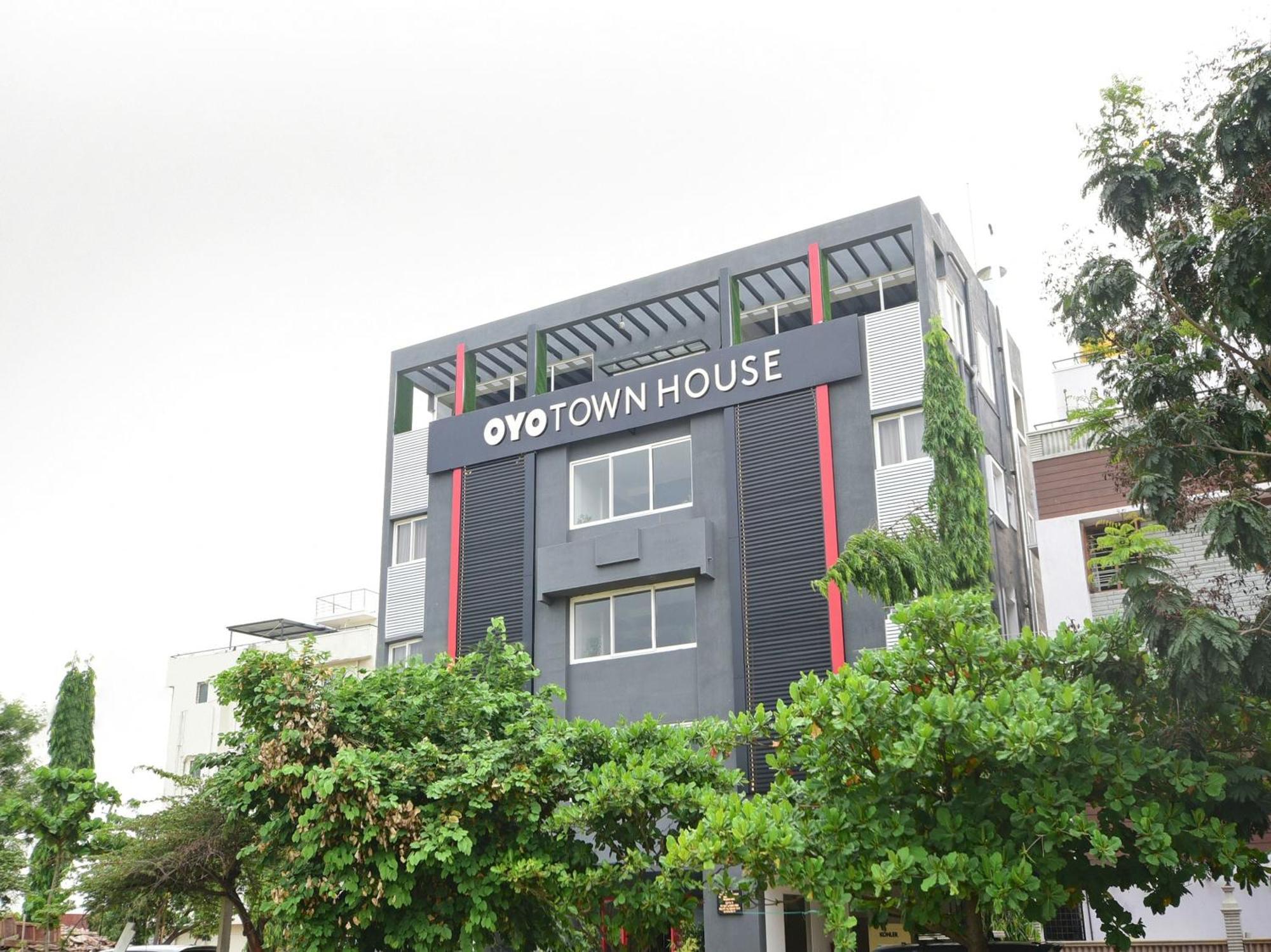 Townhouse Airport Road Ξενοδοχείο Yelahanka Εξωτερικό φωτογραφία