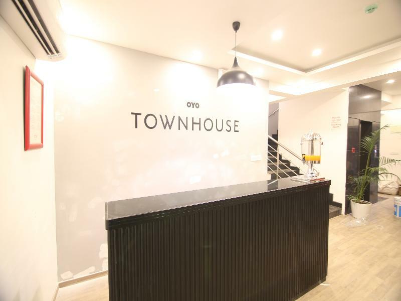 Townhouse Airport Road Ξενοδοχείο Yelahanka Εξωτερικό φωτογραφία