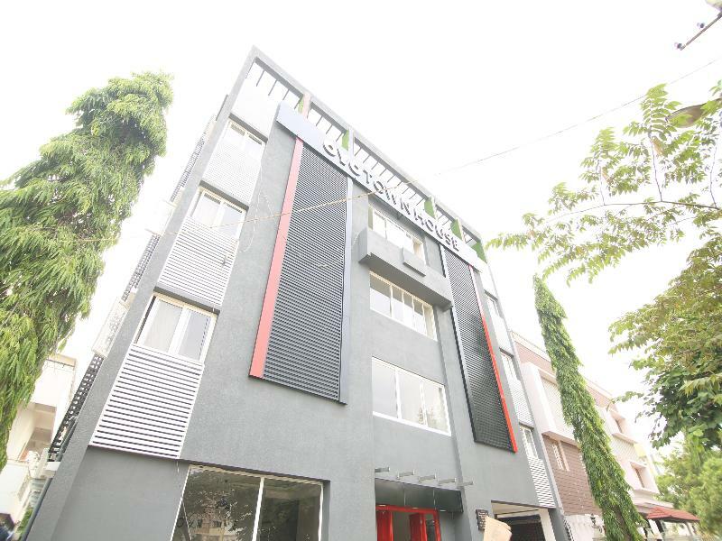 Townhouse Airport Road Ξενοδοχείο Yelahanka Εξωτερικό φωτογραφία