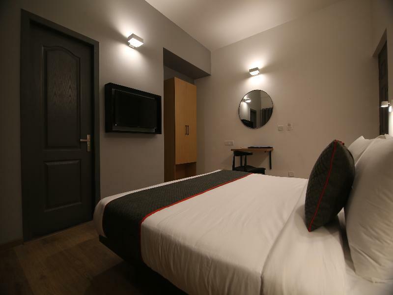 Townhouse Airport Road Ξενοδοχείο Yelahanka Εξωτερικό φωτογραφία